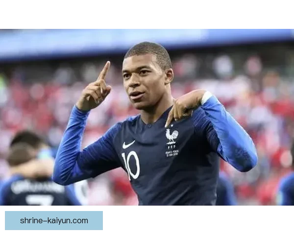 姆巴佩加时赛破门助球队晋级，关键战表现稳健